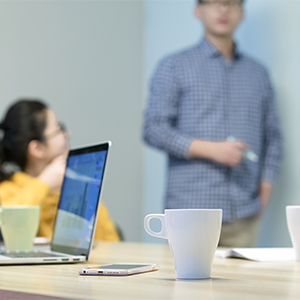 學(xué)校家具廠