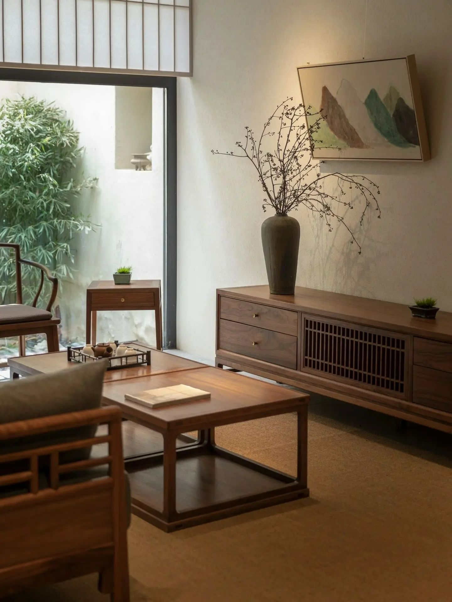 新中式家具定制應(yīng)該注意以下幾點！